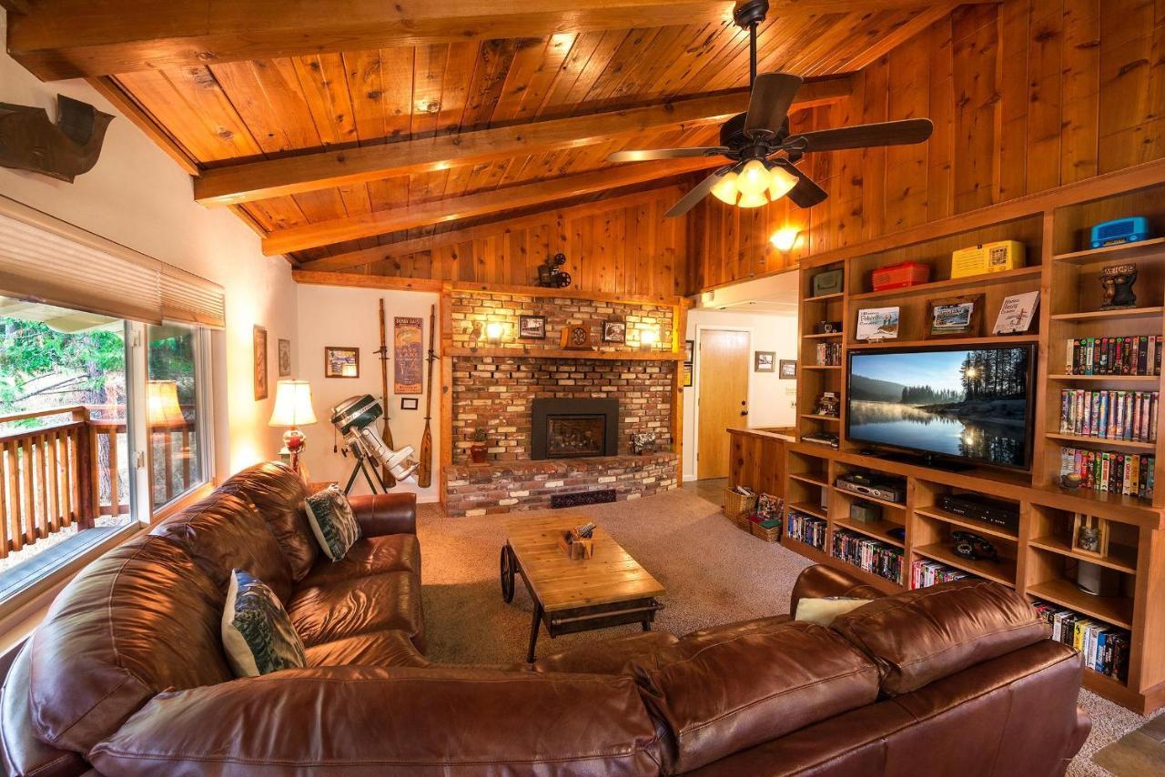 Sierra Springs Villa Oakhurst Bagian luar foto