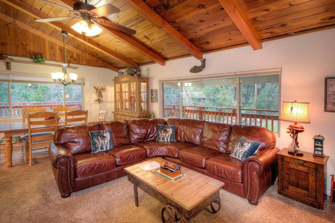 Sierra Springs Villa Oakhurst Bagian luar foto