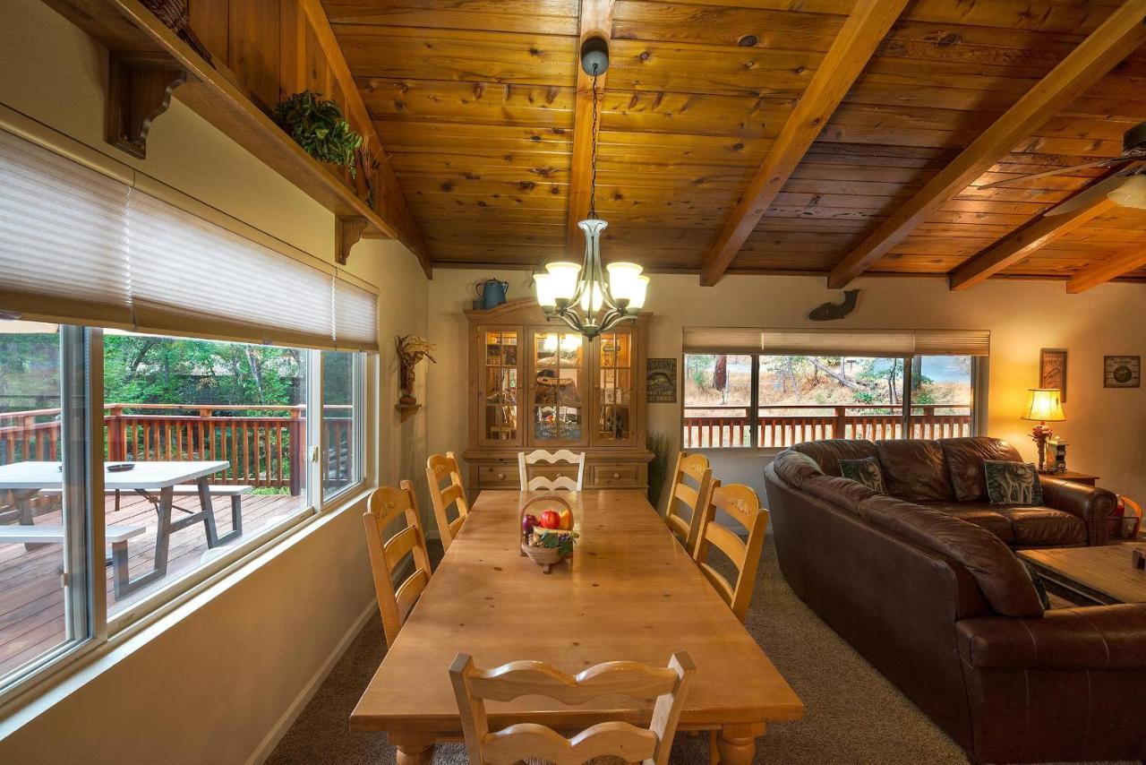 Sierra Springs Villa Oakhurst Bagian luar foto