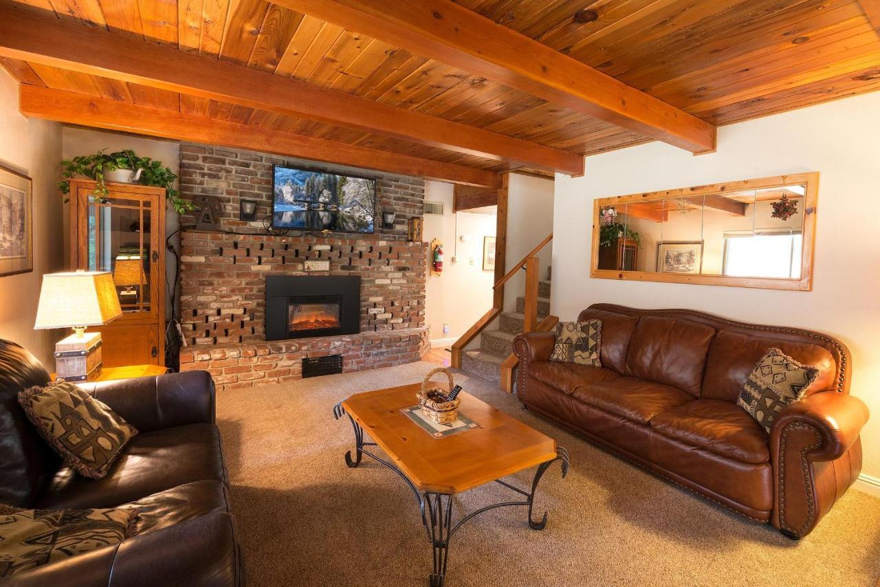 Sierra Springs Villa Oakhurst Bagian luar foto