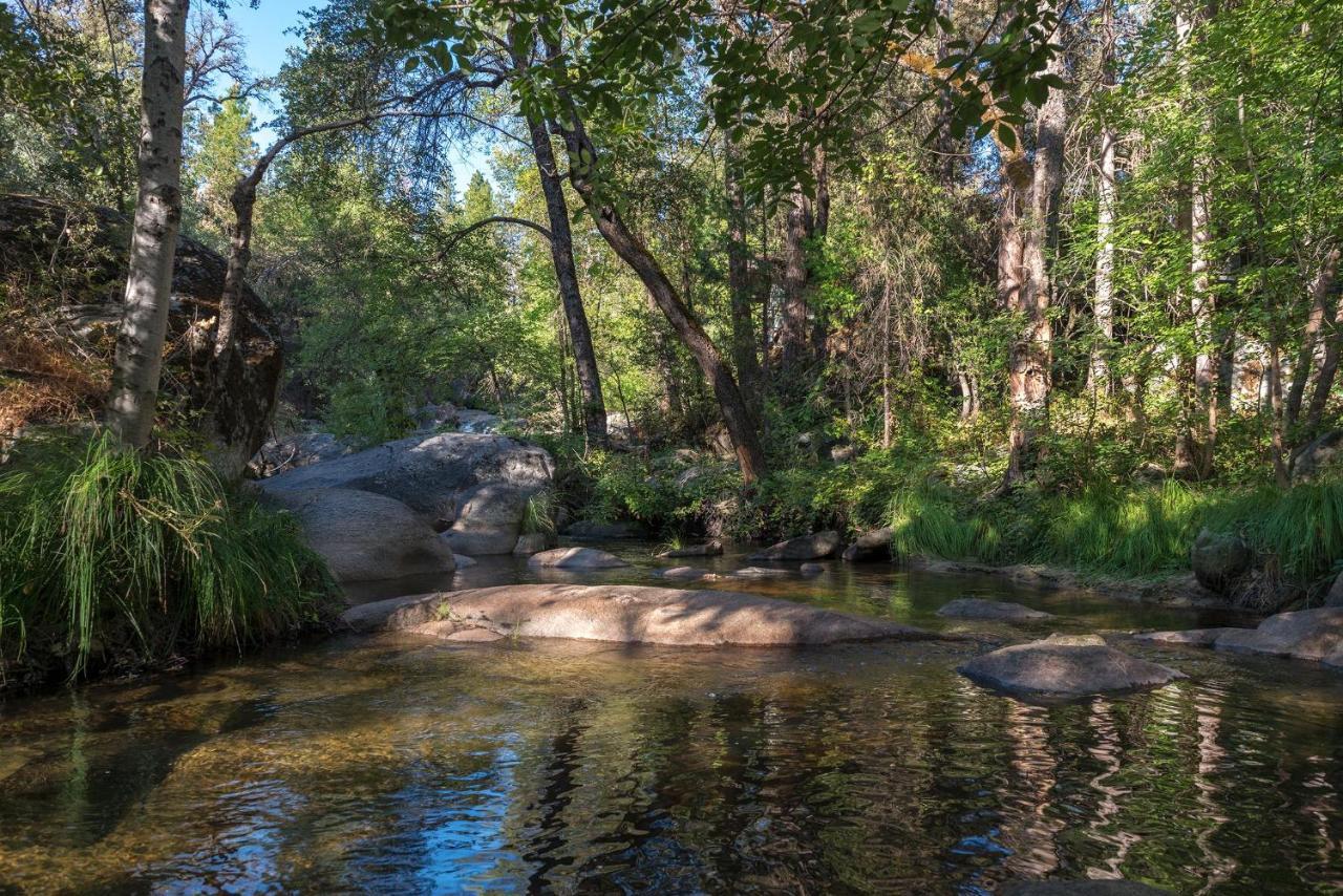 Sierra Springs Villa Oakhurst Bagian luar foto