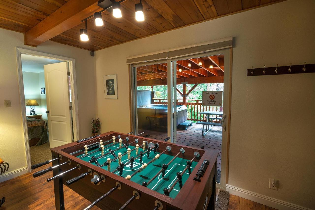 Sierra Springs Villa Oakhurst Bagian luar foto